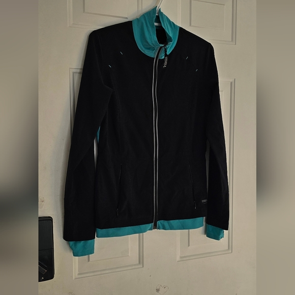 (S) Running room fit wear jersey zip up jacket - Picture 9 of 11